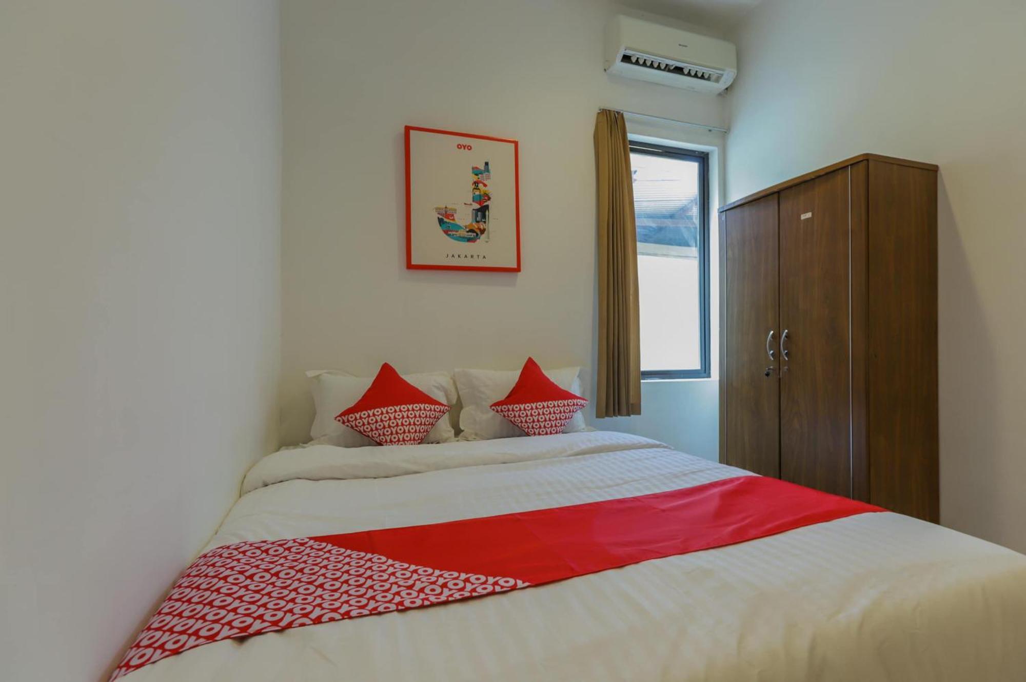 Super Oyo 866 Idola Residence Jakarta Exterior photo